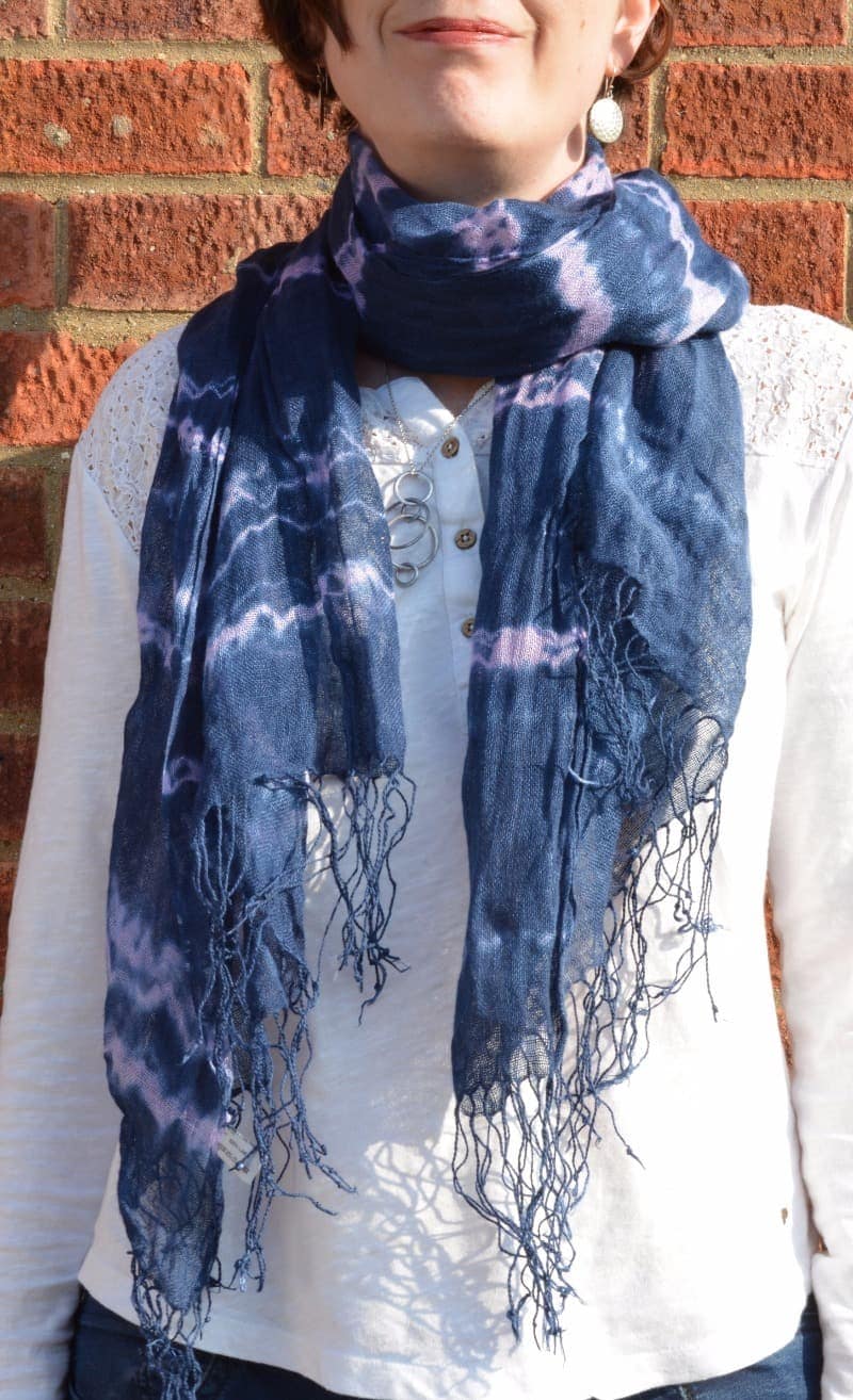 Learn how to make a shibori style scarf, DIY, Tutorial