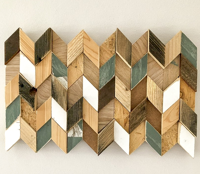 Super easy DIY scrap wood wall art, make the most of offcuts of wood and make a customised piece of wall art